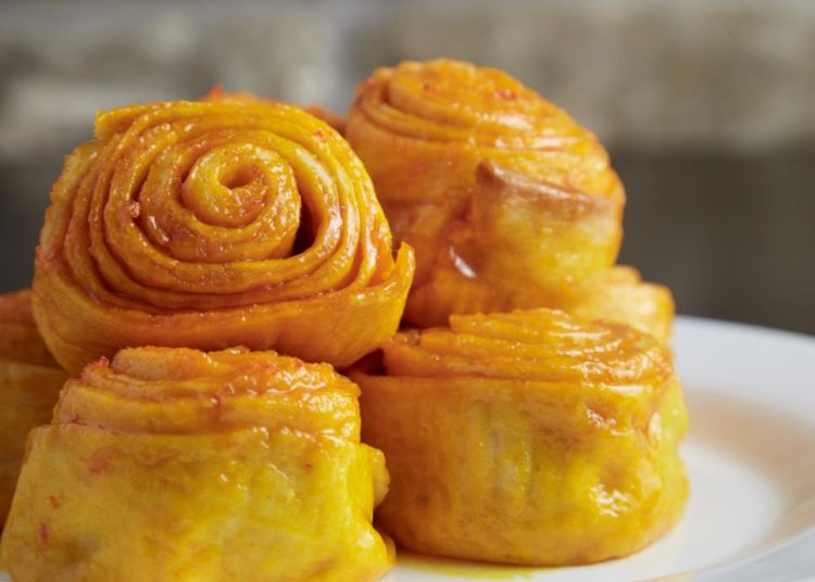 Spuds we love: sixteen approaches to enjoy baked potatoes at domestic – from seaweed to baked bean hotpot