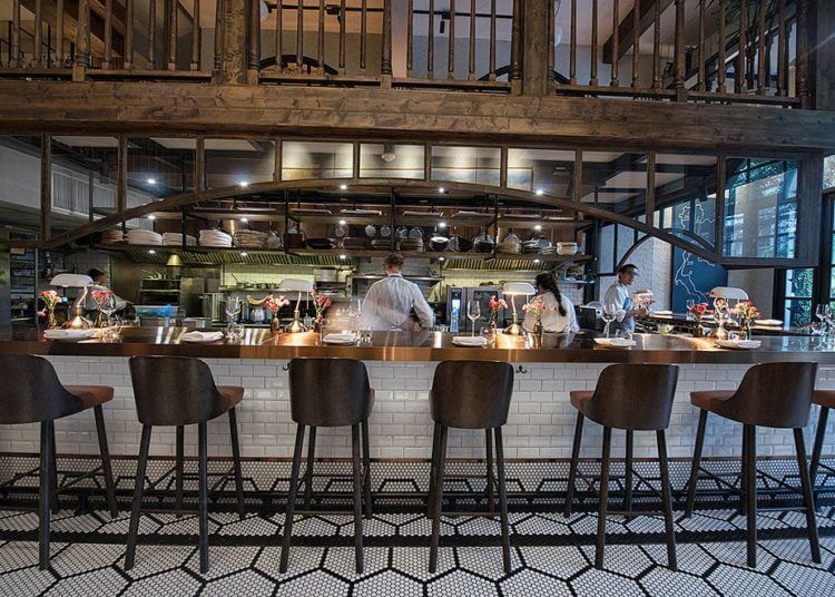 Everything in Mecca Earns a 5-Star Review