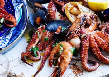 Inside Arden Surdam’s licentious international of seafood, intercourse, and status East,’ the artist makes the sophisticated appearance ugly, and subverts the Eurocentric records of picnics.