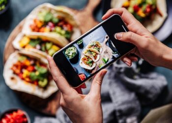 Six Tips to Promote Your Vegetarian Restaurant on Instagram Like a Pro
